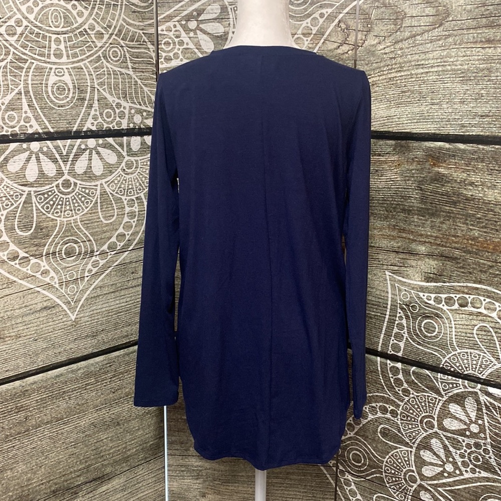 Cheetah Pocket Top by Zenana - Picture 2 of 2